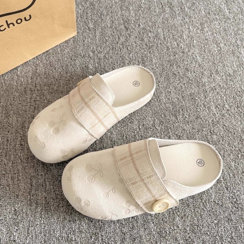 Office new half slippers women wear white shoes board shoes versatile niche sports and leisure shoes