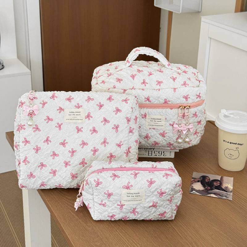 Minimalist Fabric Makeup Bag With Wrinkle Bows For Travel And Daily Use
