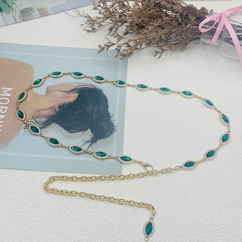 Elegant Female Metal Waist Chain With Water Diamond Embellishment For Summer Fashion Accessory