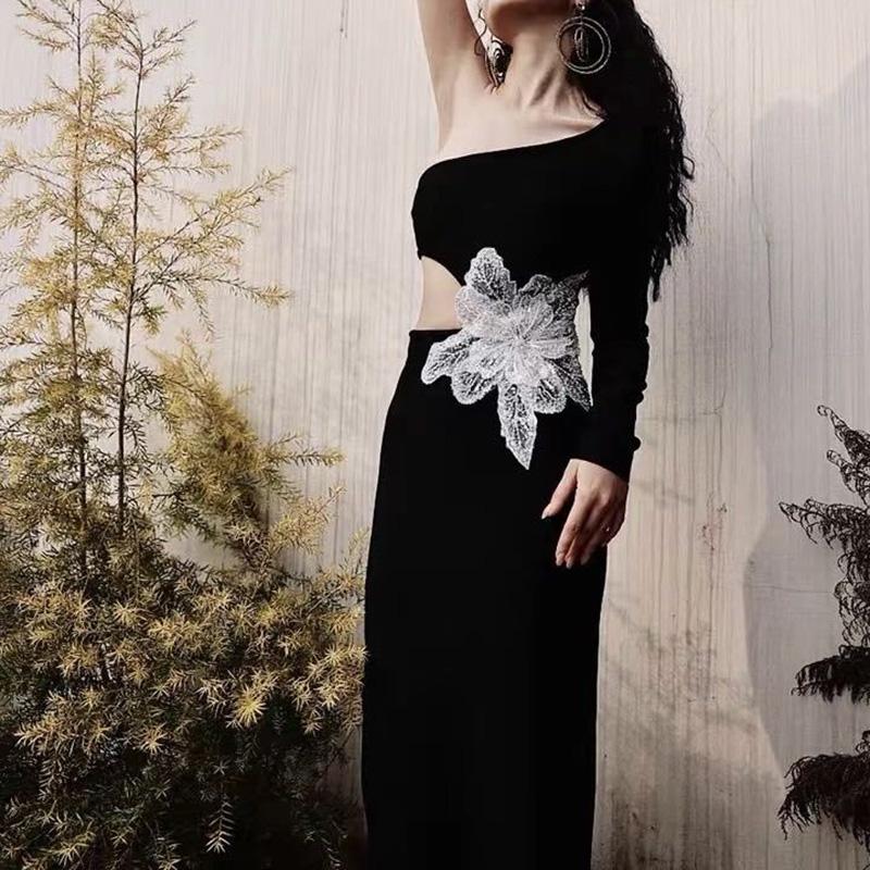 Multi-Layer Organza Lace Sequin Beaded Studded 3D Flower Crystal Patch Diy Clothing Decorative Applique Sweater Coat Accessories