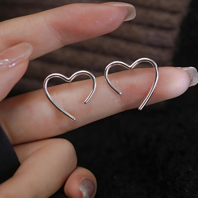 

Simple Silver Color Asymmetric Four-Pointed Star Stud Earrings for Women 2024 New Fashion Cute Small Earrings Jewelry Party