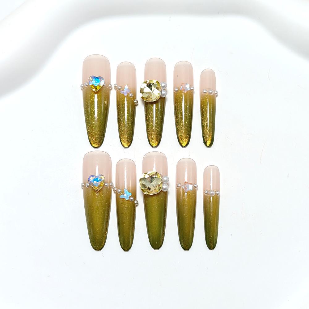 

Long Green Cat Eye Nails: Reusable High-End White-Enhancing Manicure Set Medium