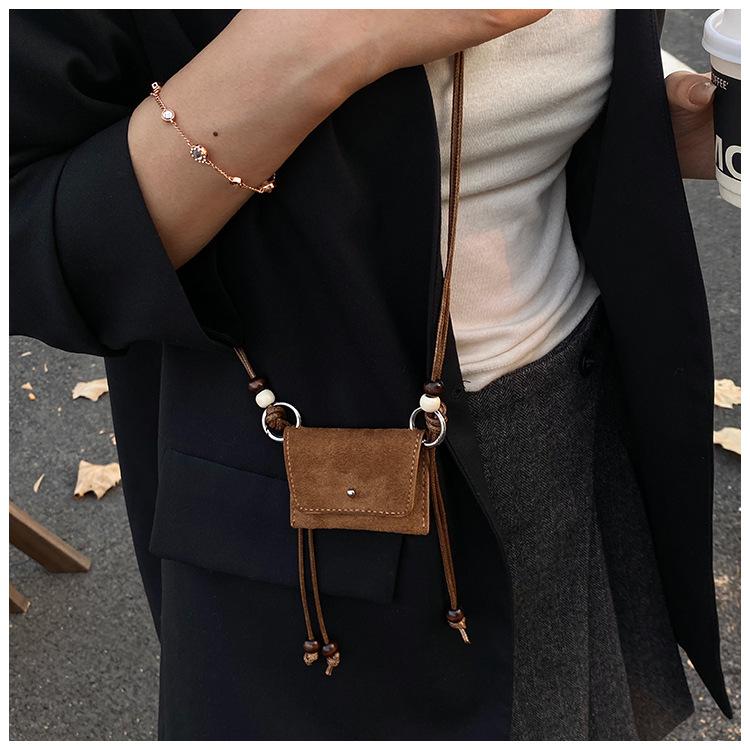 Herbst/Winter Retro Wildleder Mini Münzbörse: Exquisite Damen Umhänge- & Schultertasche.