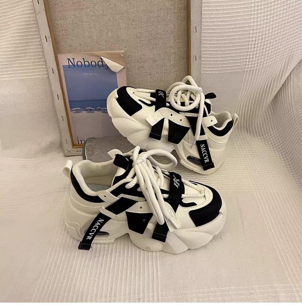 Spring thick-soled heightening dad shoes women's niche design sense versatile sports and leisure single shoes