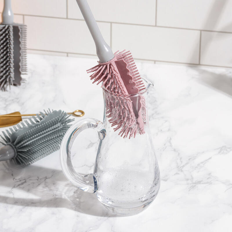 Domestic silicone bottle brush for cleaning baby bottles, thermoses, and tumblers