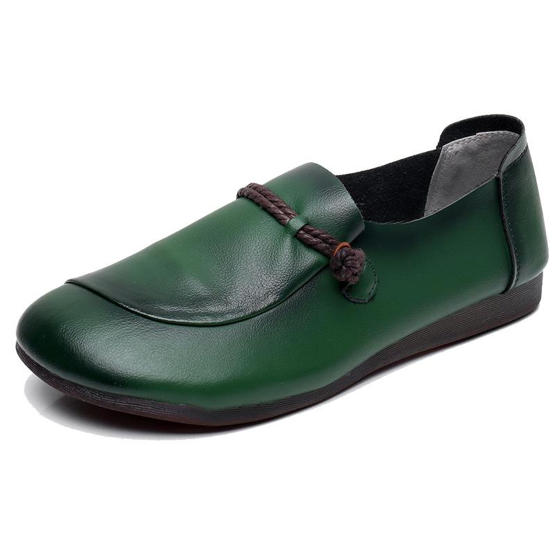 Leather round head flat bottom mother shoes soft sole soft surface comfortable foot women's single shoes deep mouth middle-aged women's leather shoes