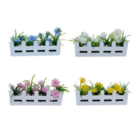 Miniature Raised Garden Bed Figurine Mini Flower Fence Planter Box Model 1/12 Scale Dollhouse Fairy Garden Decoration Accessories