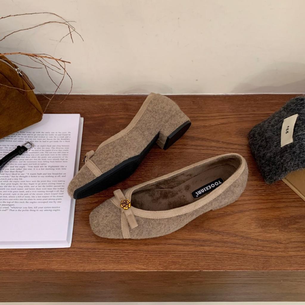 2025 new round head bow velvet soft sole ballet with skirt women's single shoes foot cover Mary Jane evening breeze