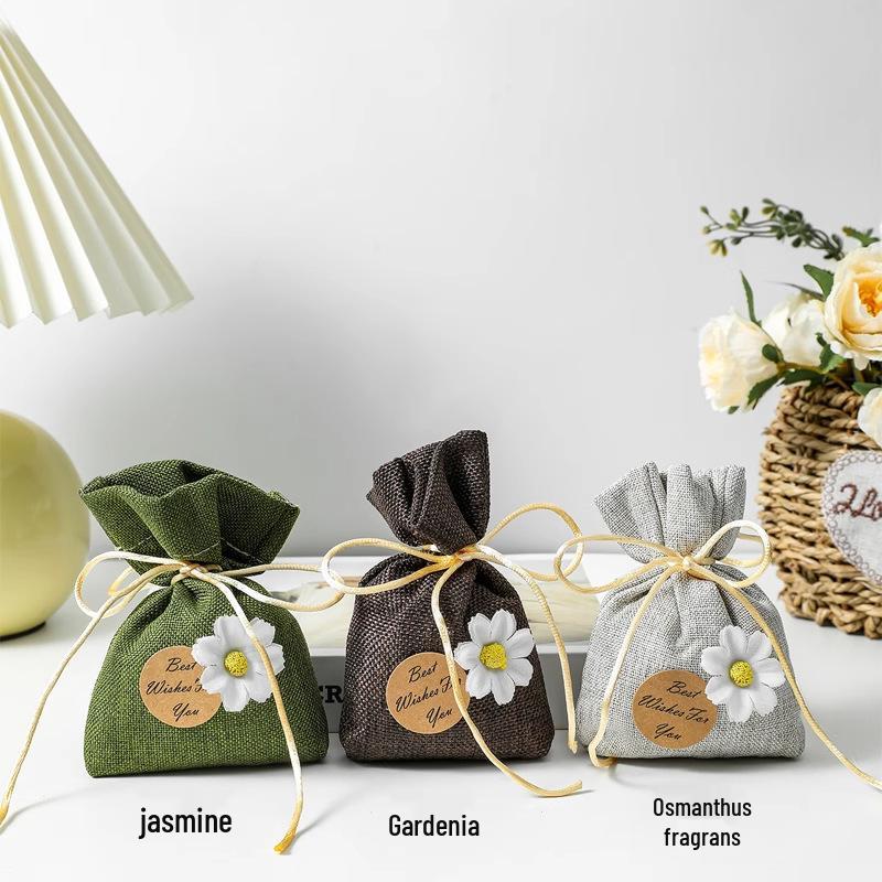 

Набор из 3 саше с ароматом гардении - Долговечный ароматизатор и дезодоратор для шкафа