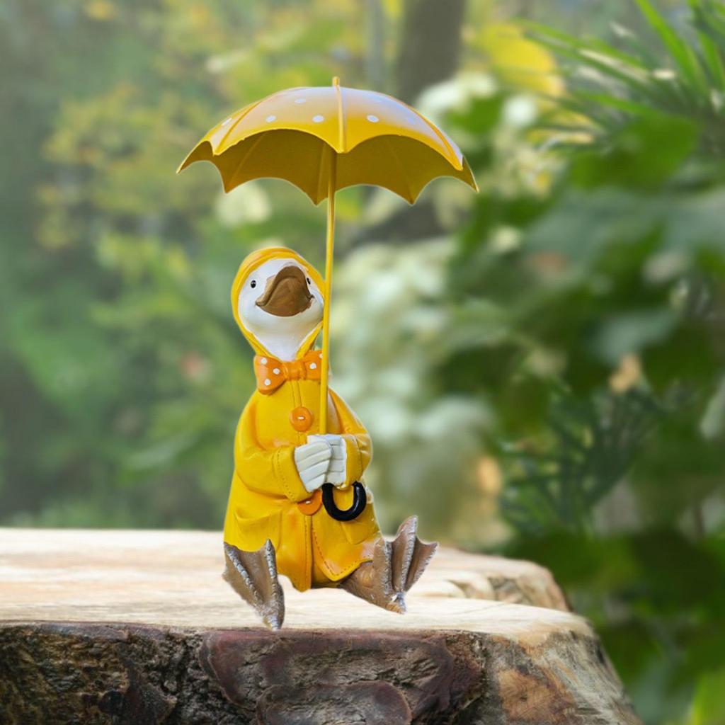 Duck Holding Umbrella Statue Resin Figurine Ornament Centerpiece Collection