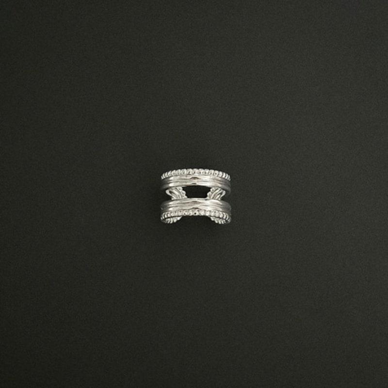BORNETE COLLECTION_HER GAZE_Harp ring