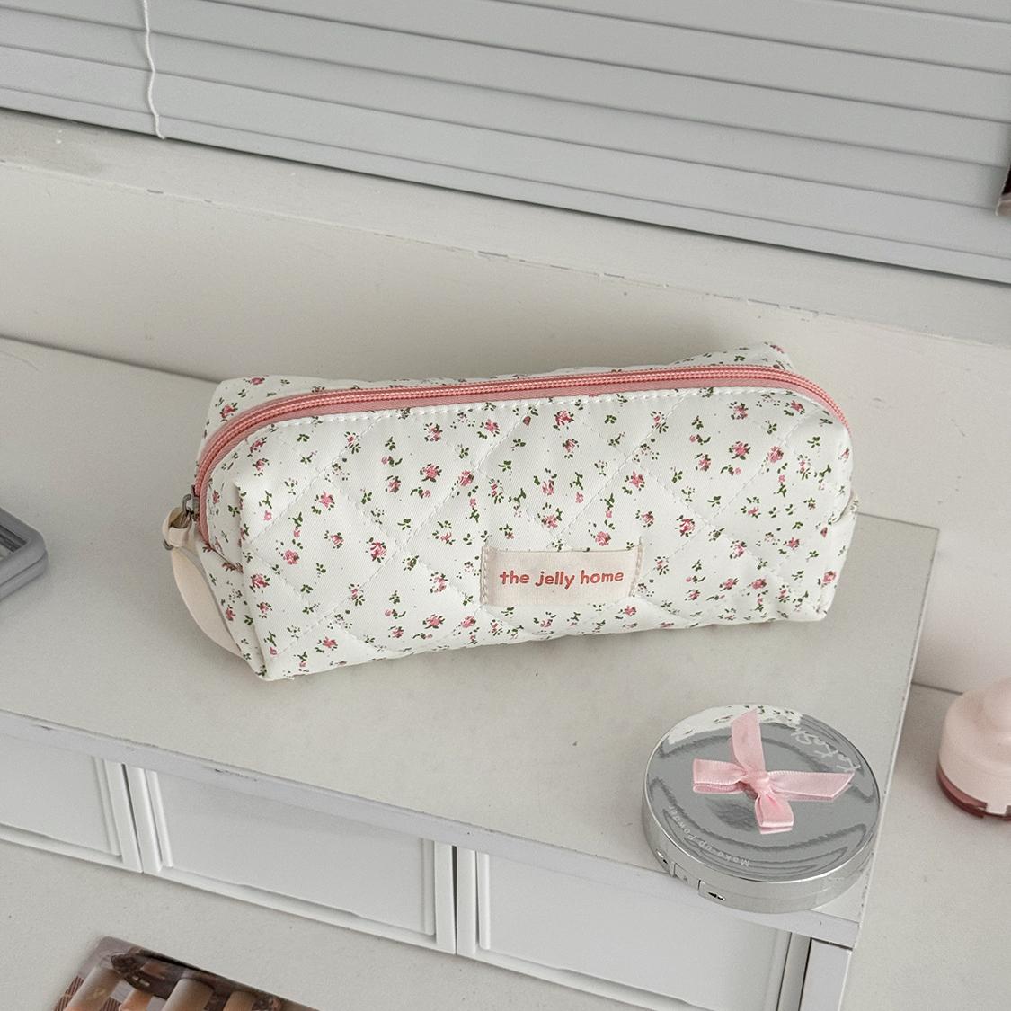 

Women Fashion Quilting Makeup Bag Large Capacity 3 Types Cosmetic Storage Pouch Handbag Portable Ladies Zipper Clutch Bag