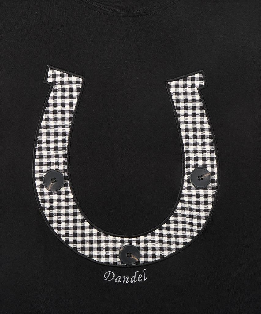 Dandel Dd Horseshoe Check Applique Tee (Black)