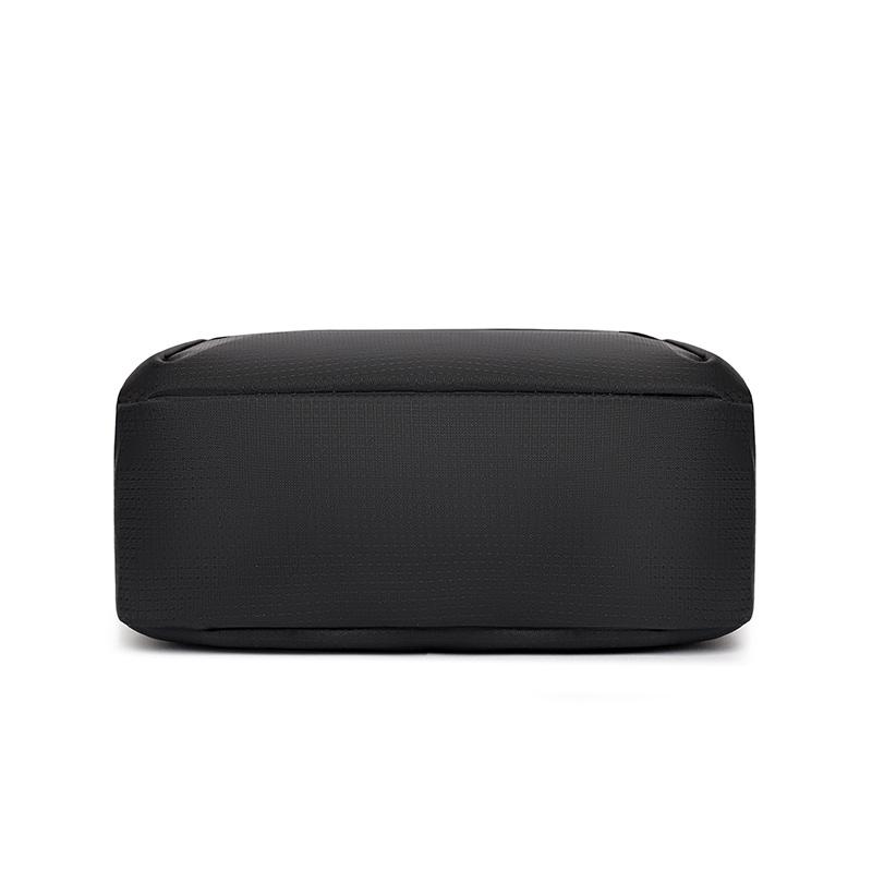 Men's Crossbody Bag Lightweight Nylon Shoulder Bag