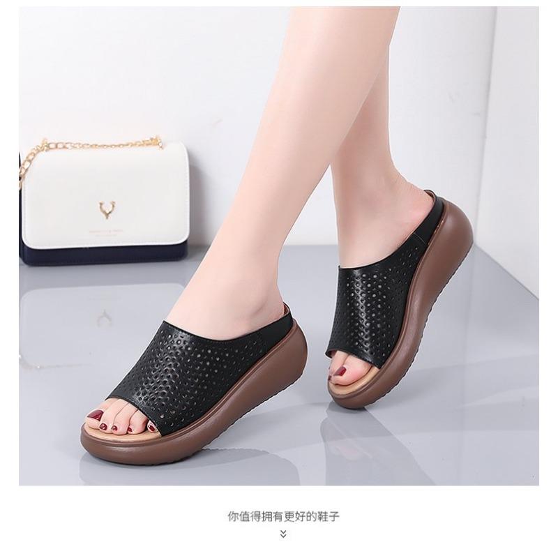 

Hollow platform slippers fashion fish mouth open toe shake bottom muffin heel women s shoes large size shoes 35 чёрный