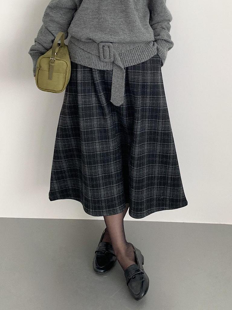Vintage Woolen Plaid Academy Skirt - High Waist, Slimming Mid-Length Design for Casual Wear