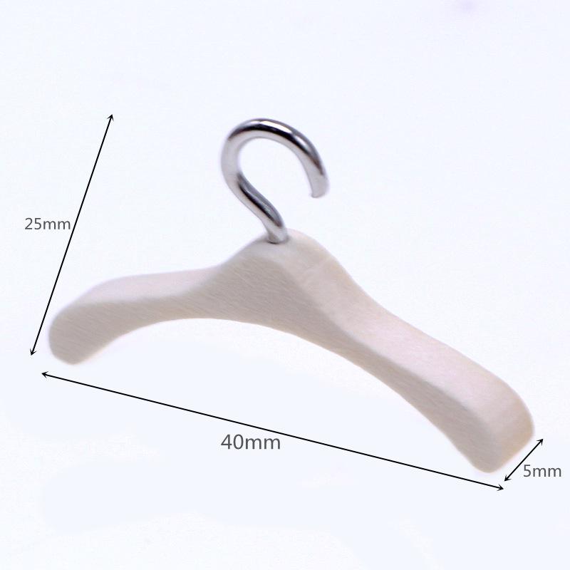 Miniature Dollhouse Furniture Set: Wooden Hanger Accessory бежевый