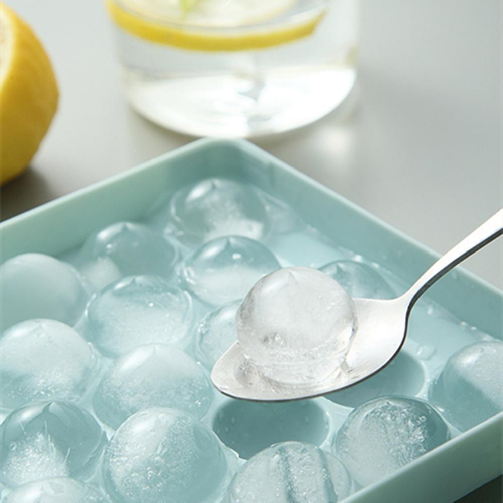 2 Pieces Round Ice Cube Tray,Ice Ball Maker Mold for Freezer,Mini Circle Ice Cube Tray Making