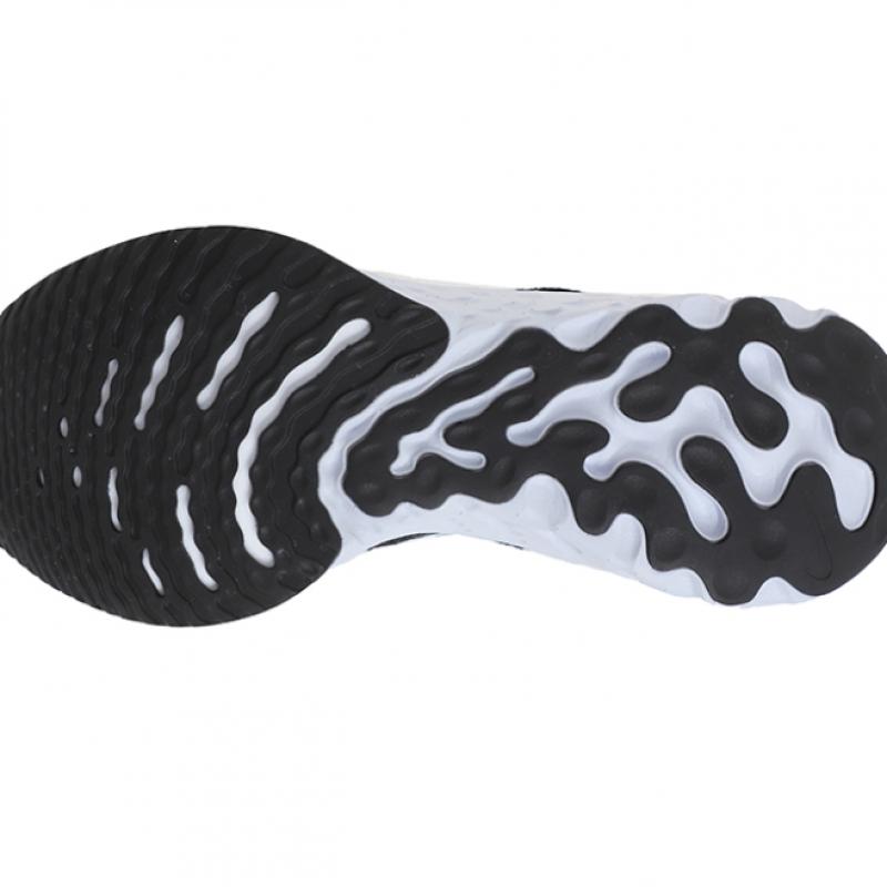 Nike W React Infinity Run Flyknit 3