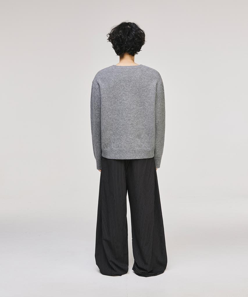 SIGNATURE Blend Shade Round Neck Knit [Gray]