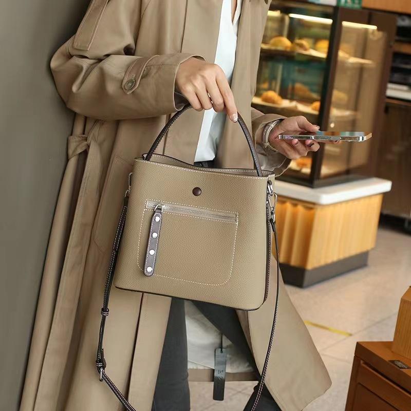 

New Arrive 2026 Fashi Women s Genuine Leather Handbags High Quality Small Shoulder Bags Bucket Bags Women Messenger Bags B347 (20cm<Max Length<30cm)