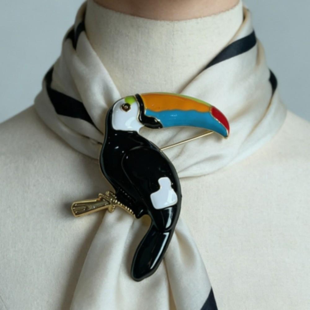 Adjustable Enamel Toucan Bird Brooch Colorful Animal Lapel Pin New Retro Unisex Jewelry  Daily
