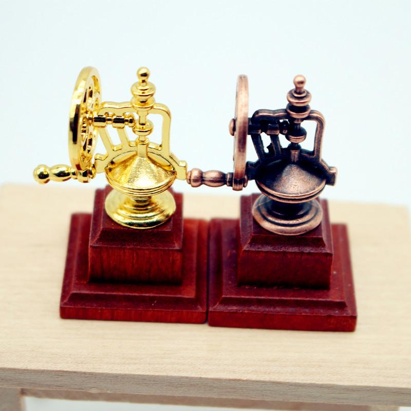 1Pcs Simulation Classic Manual Vintage Coffee Maker Emulates Life Decor 1:12 Mini Metal Coffeemaker Coffee Dollhouse Accessories