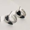 Vintage Goth Black Enamel Heart Stud Earrings for Women Fashion Sweet Hollow Metal C-Shaped Earrings Party Jewelry Aesthetic