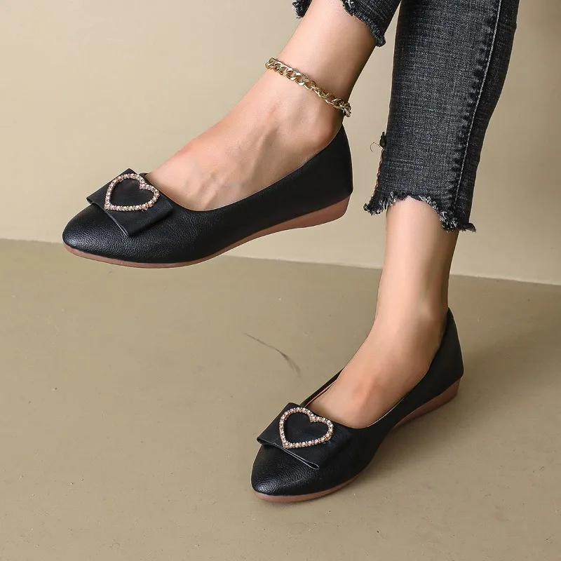 Hot Selling Spring Women's Flat Shoes Ballet Metal Buckle Bow Women's Autumn Pointed Toe Slip-on Office Leather Zapatos Mujer