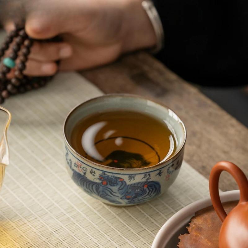 Antique Ceramic Opening Chinese Tiger Cup Pottery Beautiful Jingdezheng Cups Tea Cup Set Teaware Mugs For Tea Ceremony