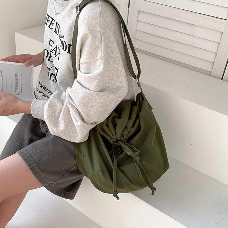 Nylon Bag Versatile Crossbody Bag Large Capacity Shoulder Bag for Women Girl Fashion Travel Bag Drawstring Leisure Bag Yellow