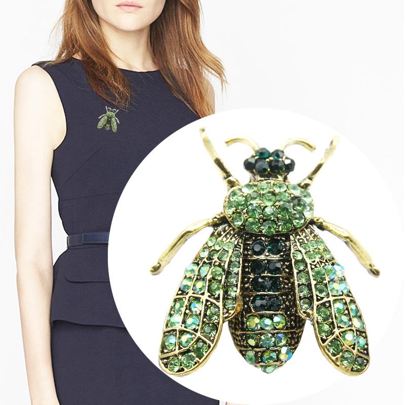 Fashion Alloy Diamond Bee Brooch Insect Series Ladies Corsage Spot