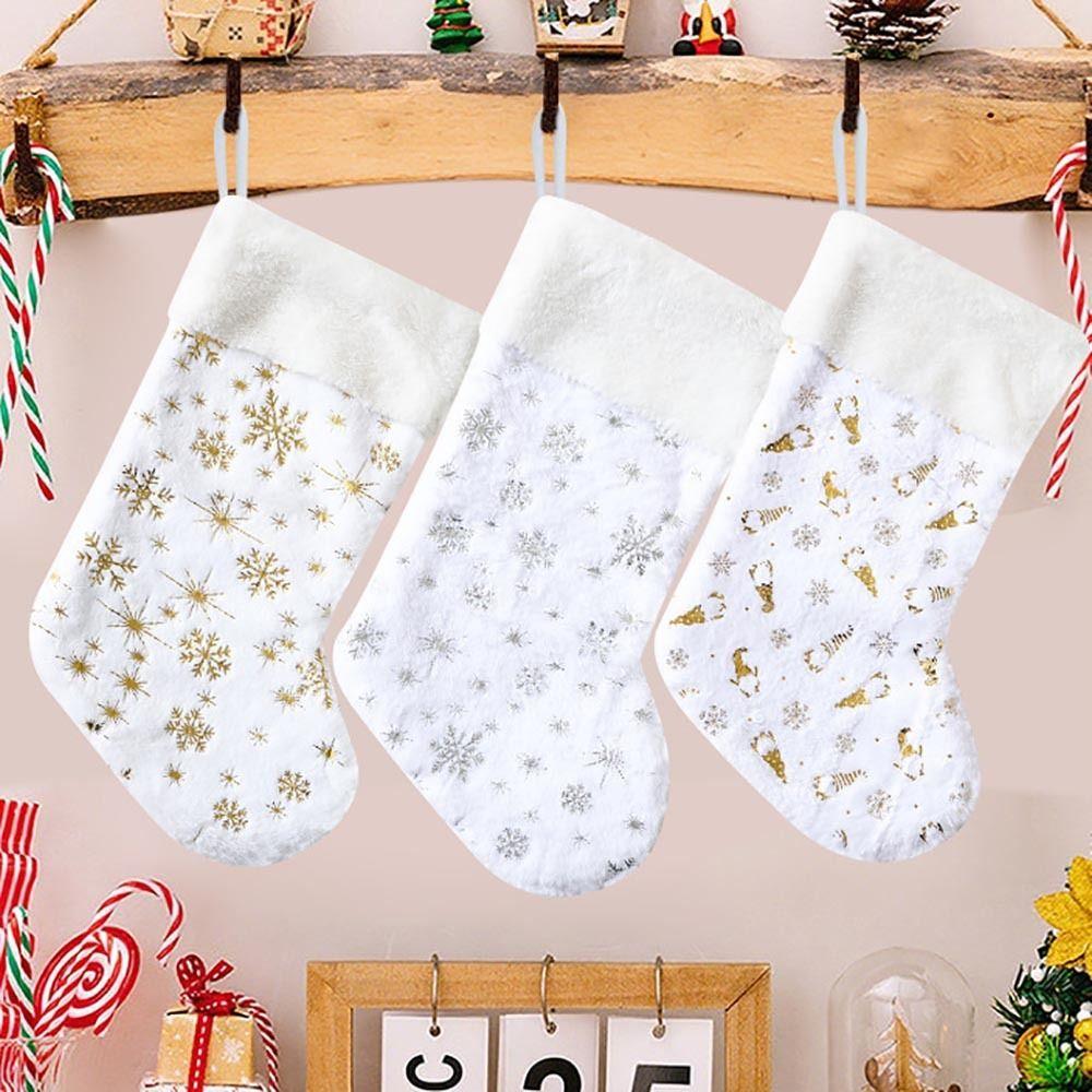 New Snowflake Christmas Knitted Socks Large Capacity Christmas Stockings Hanging Embroidered Candy Bag Window Fireplace Decor
