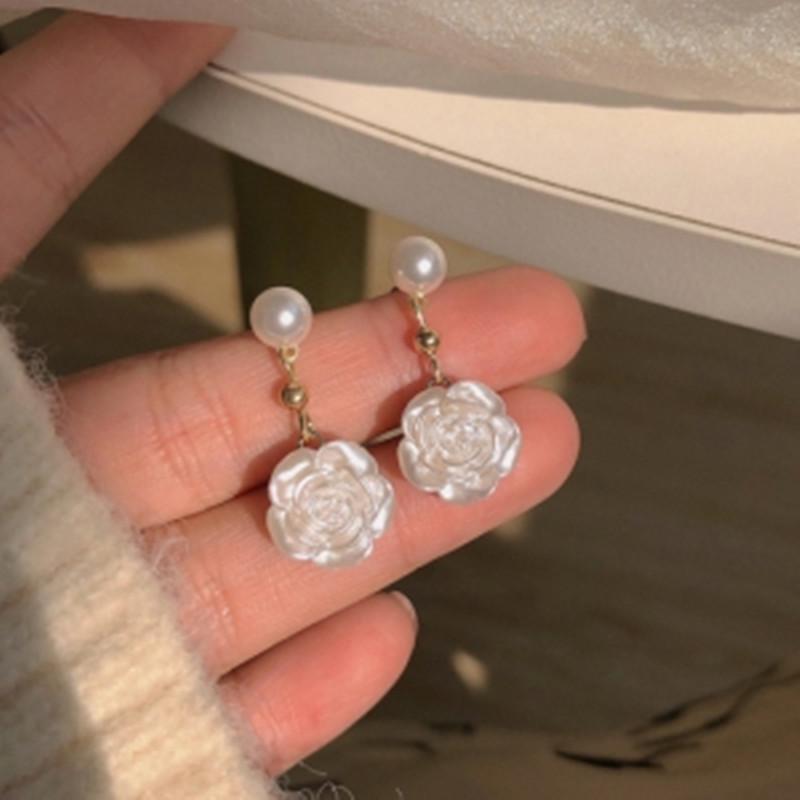 2024 Elegante Schlichte Blumenohrringe - Leichter Luxus-Mode