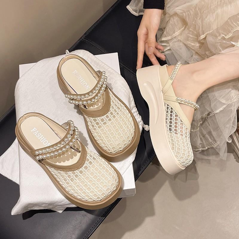 Summer Korean Version of Fashion Hole Sandals Light Thick-soled Bag Head Half Slippers Increase the Height and Breathability Hollow Mesh Shoes Steppin