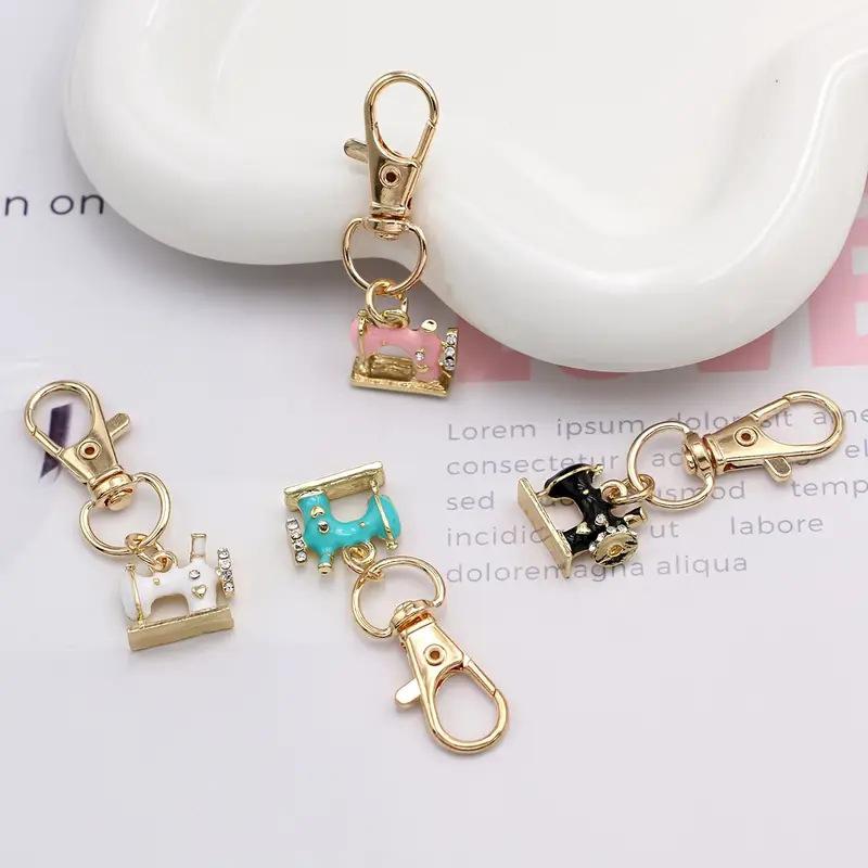 4Pcs Mini Sewing Machine Keychains – A Stitch Of Memory & Meaning, Vintage Miniature Enamel Metal Sewing Machine Keychain