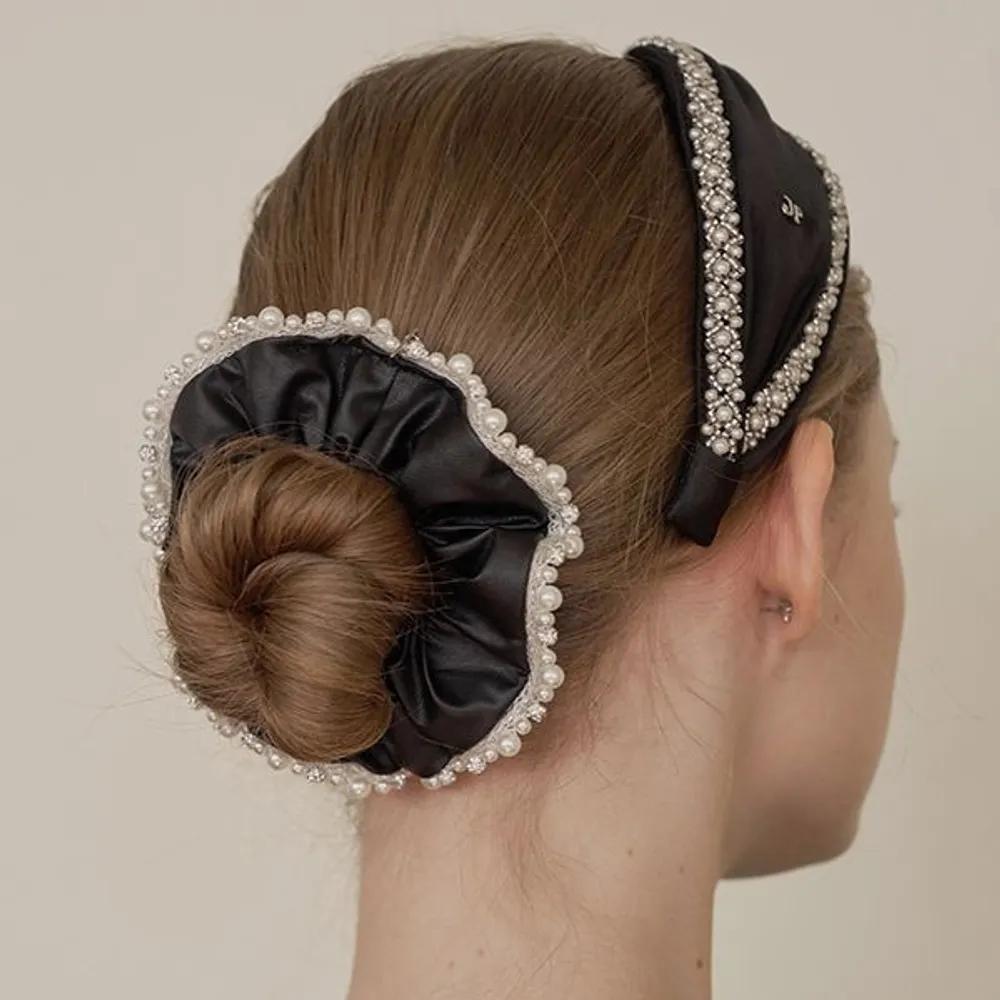 Eclat Pearl Scrunchie JP-25-131S black