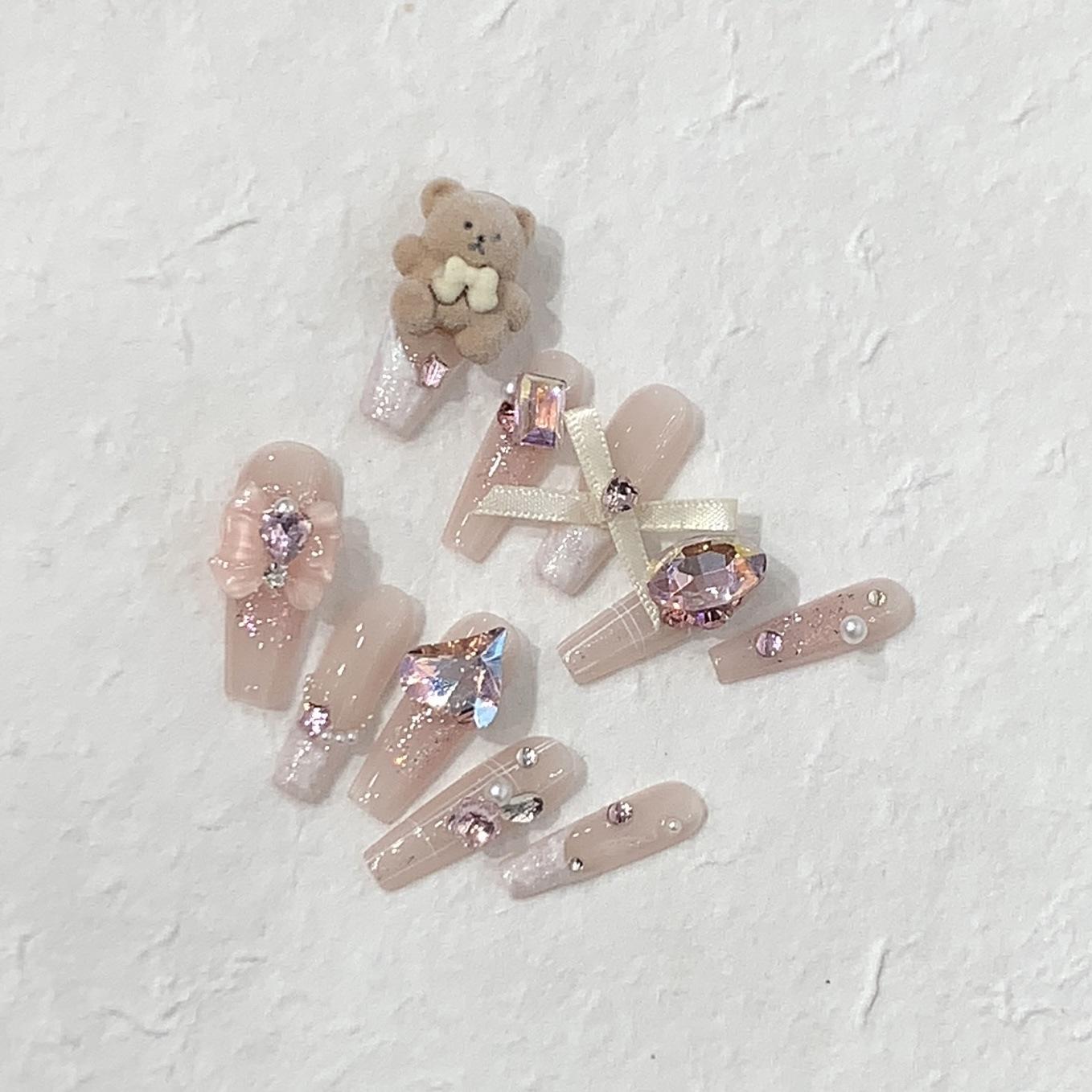 

Pure Desire Aura Butterfly Pearl French Bear Anna Nail Sticker L