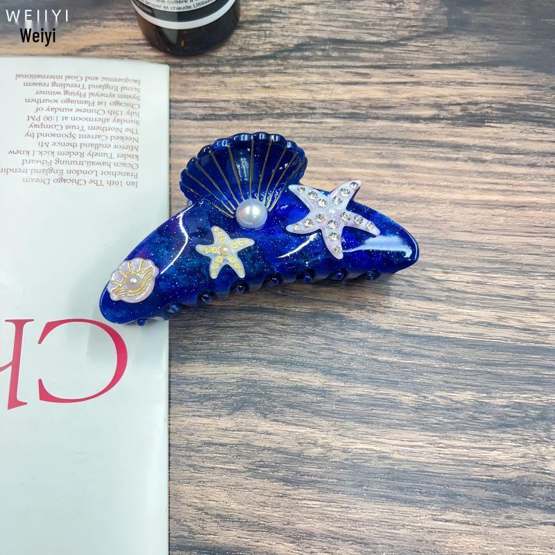 Elegant Starfish Rhinestone Hair Clip for Women - Acrylic, Stylish Bun Holder, High-End Accessories.