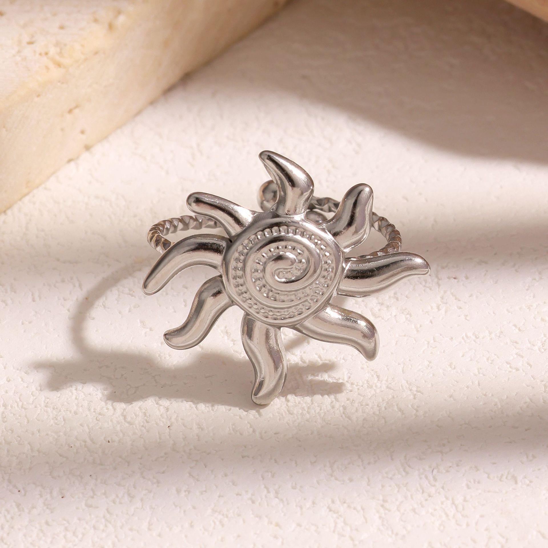 Stainless Steel Retro Irregular Sun Flower Rings for Women Men Exaggerated Geometric Design Adjustable Rings Jewelry Wholesale