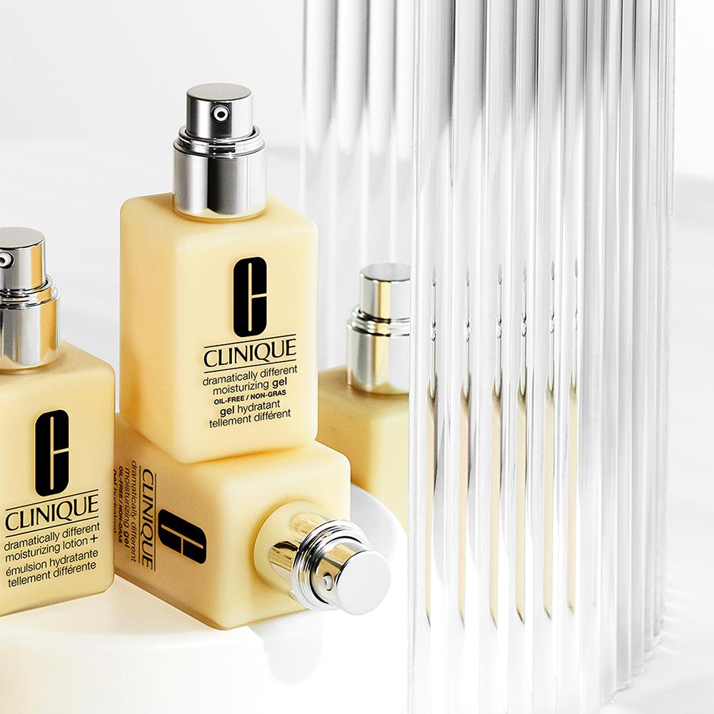 Clinique Gel Hidratante Dramatically Different 125ml - Equilibrio de Aceite, Coreano