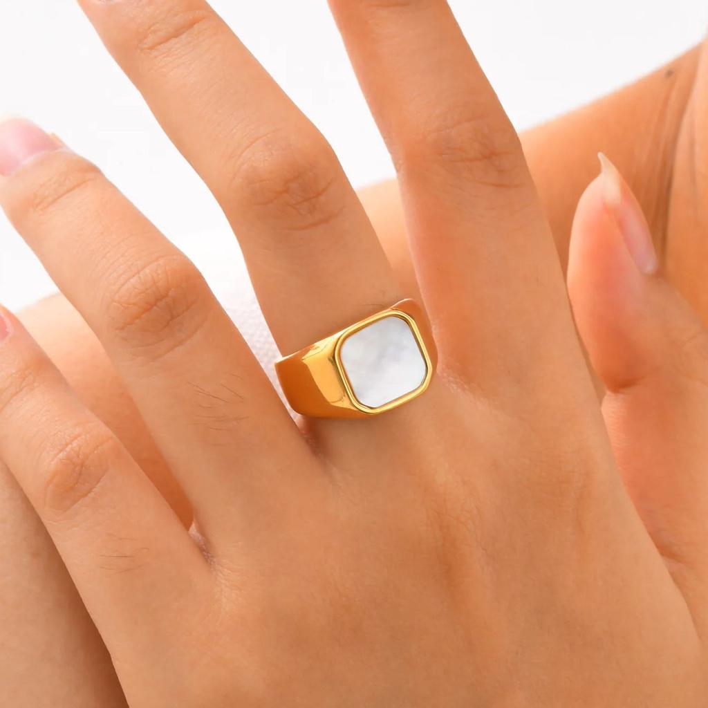 Stainless Steel White Shell Rings Metal Glossy Signet Square Finger Punk Style Fashion Ring For Women 18K Gold Plated Jewelry