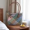 Borsa intrecciata a mano in rattan imitazione con manici in bambù - Cesto per la spesa, Souvenir, Borsa di paglia, o Tote per pendolari