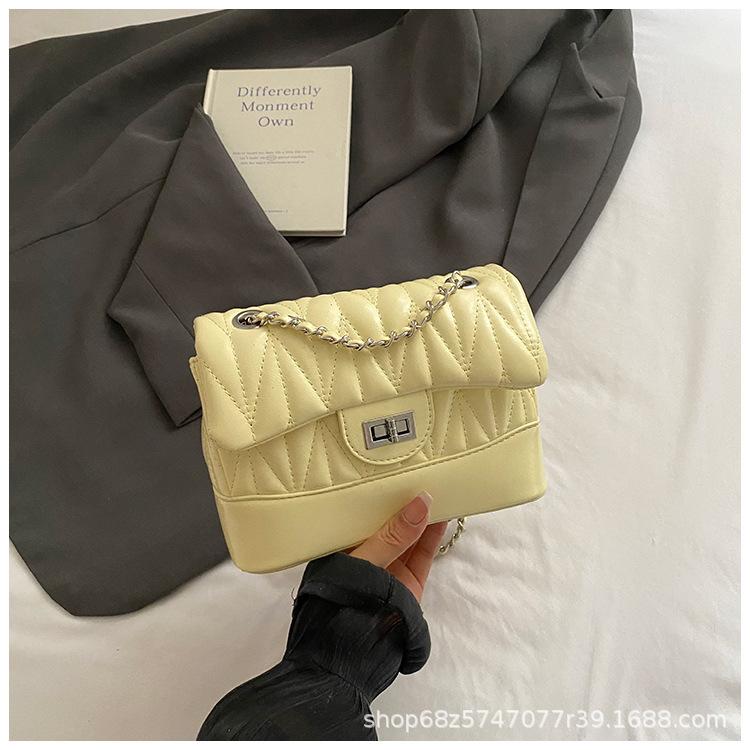 Large capacity bag women's bag 2025 new diamond embroidery thread chain bag bag lock fashionable foreign style shoulder messenger bag