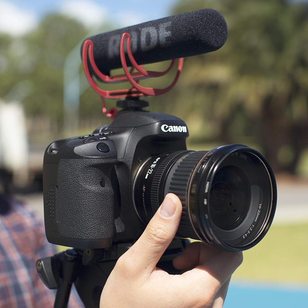 Rode VideoMic Go, Lightweight On-Camera Microphone (VMGO) - Bundle