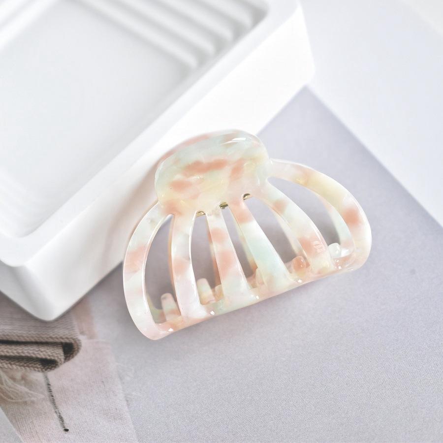 5.5cm Hollow Out Hair Claw Clip Crab Clamps Women Girls Ponytail Acrylic Plastic Hair Barrettes Hairpin Fashion Hair Accessories