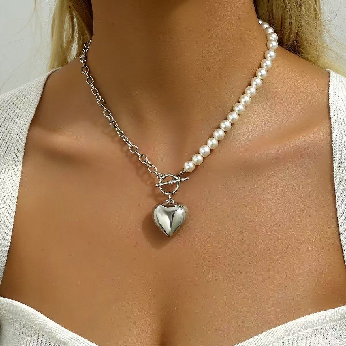 

Jewelry double imitation pearl necklace, personalized versatile collarbone chain CCB love pendant necklace