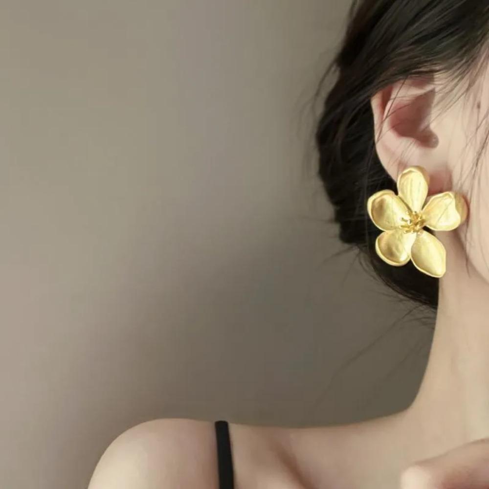 Gold Color Matte Texture Metal Flower Earrings for Women Girls Exaggerated Fashion Party Zircon Gifts