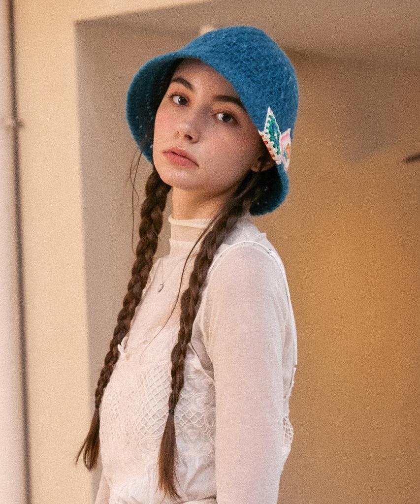 Elkebeullum F/W Flower Net Blue Bucket Hat