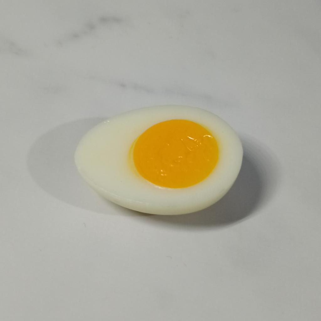 Uovo Simulato Cibo Finto Modello di Uovo Fritto Artificiale Decorazione per Vetrine Oggetti di Scena per Fotografia in Cucina Decorazione per Tavola Dolce Decorazione per la Casa